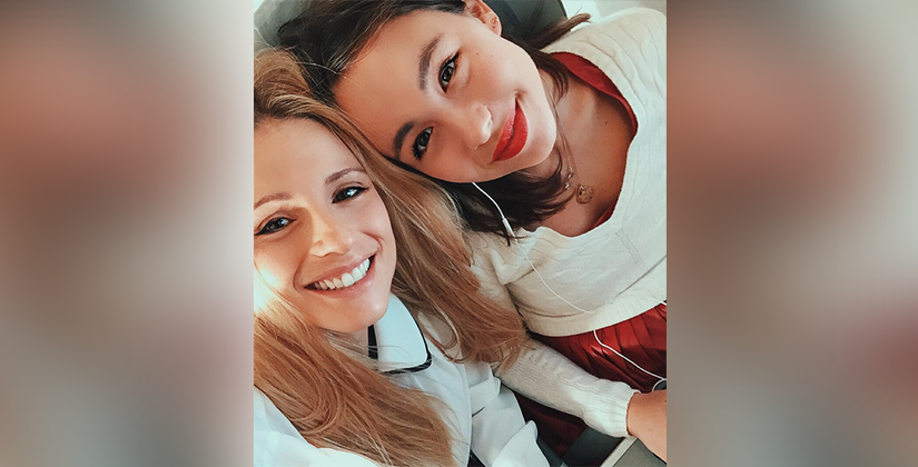 Michelle Hunziker scatta un selfie con la figlia Aurora
