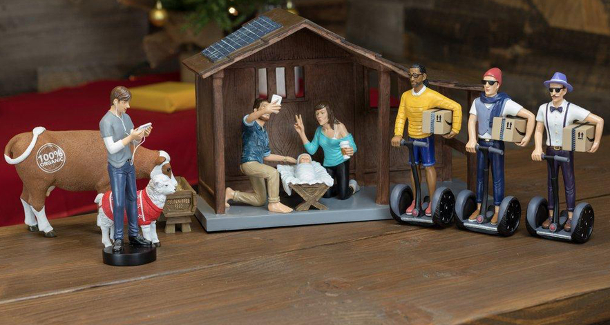 Presepe 2016, Giuseppe indossa i risvoltini e Maria in posa per il selfie