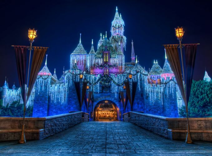 Ami il mondo delle fiabe? Da marzo potrai sposarti nel parco Disneyland